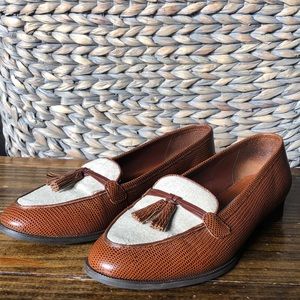 Etienne Aigner loafer